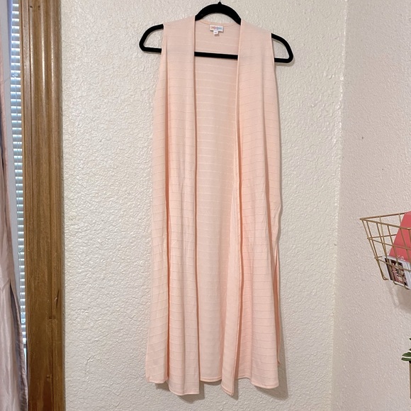LuLaRoe Sweaters - 3/20 LuLaRoe Light pink Duster